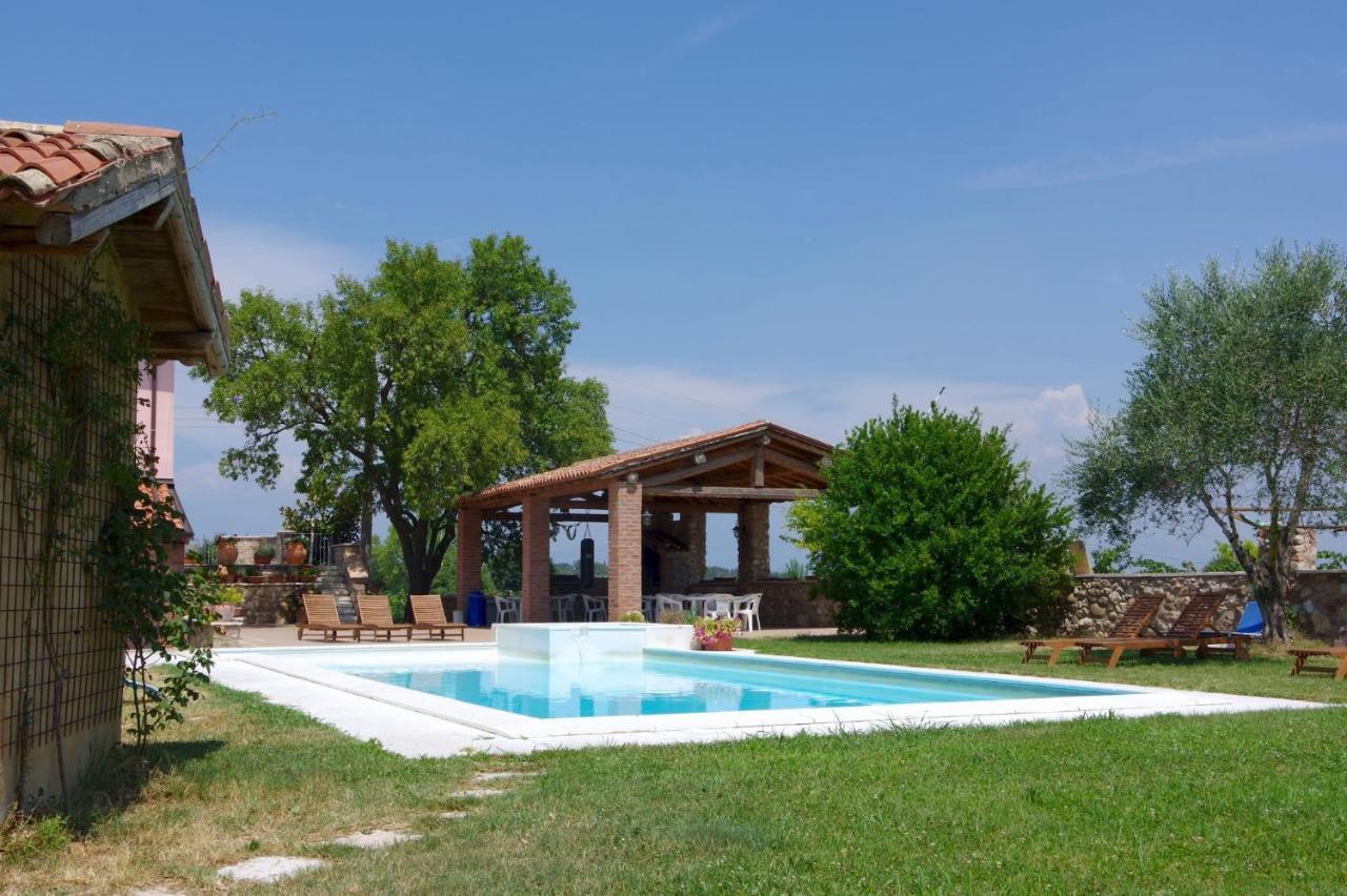 Agriturismo La Casa Del Mandorlo Monzambano Exterior foto